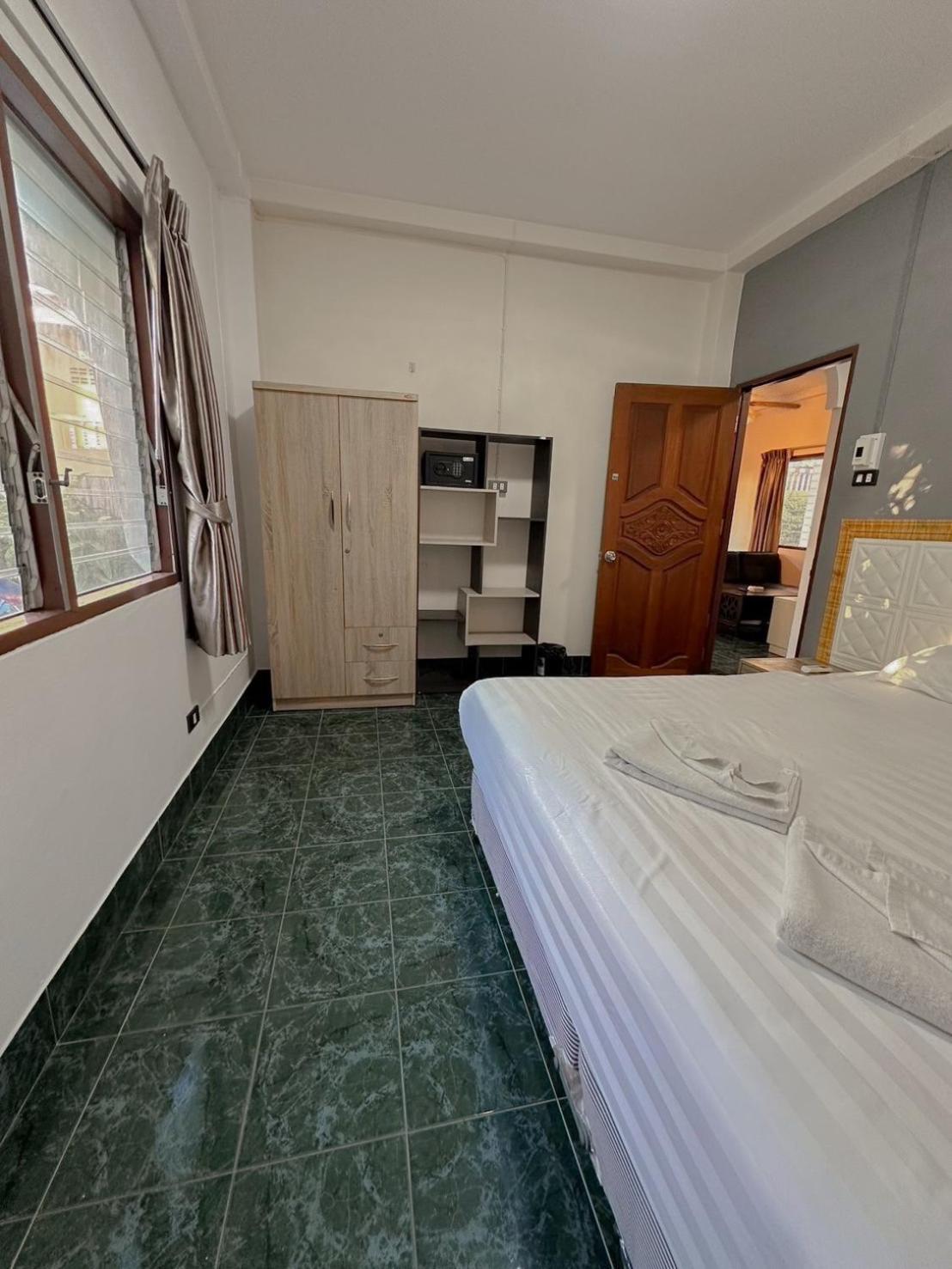 The Villa Residences Resort Patong Exterior photo